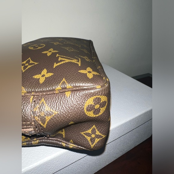 LOUIS VUITTON TROUSSE POUCH 23 - Picture 13 of 17